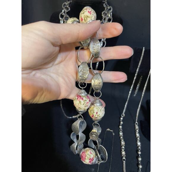 Vintage To Now Lot Silver tone Jewelry Necklace Bracelet Earrings Ring Brooch - Picture 8 of 10